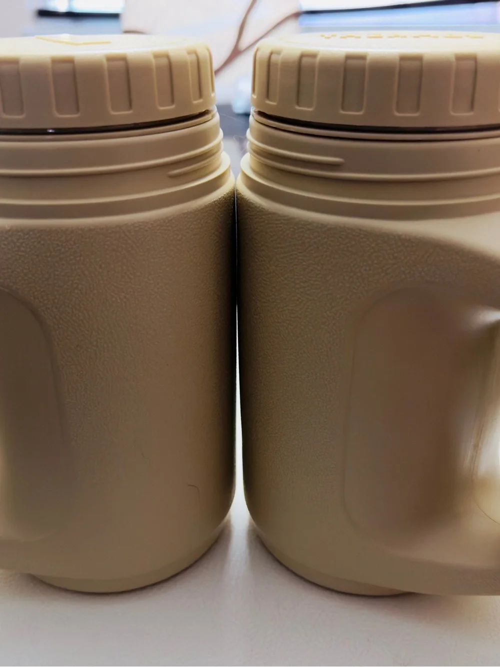 1980s Retro Vintage Thermos 4215 Soup/ Coffee Travel Mug Matching set of 2